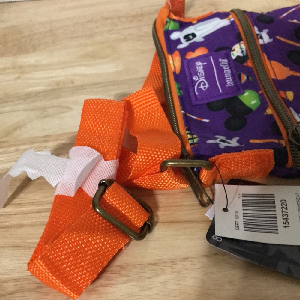 Loungefly Disney Halloween Treats Passport  Bag - Picture 16 of 16
